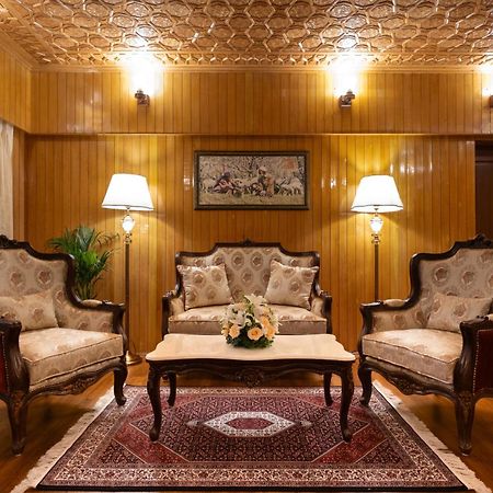 Moghal Mahal Resort Rajbagh Srinagar Exterior photo